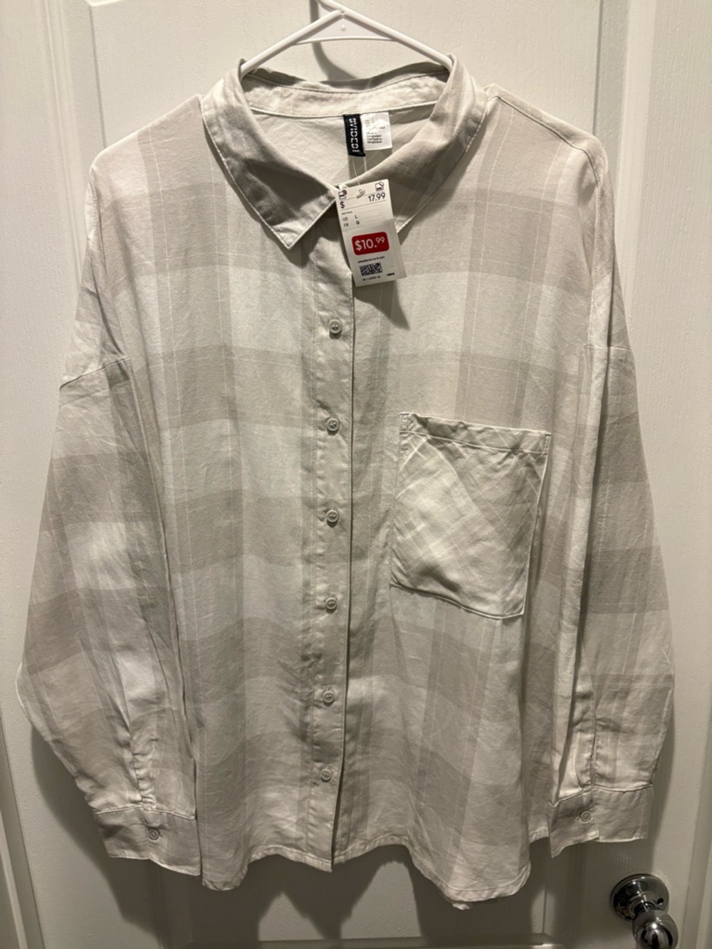 Divided light beige plaid long-sleeve button-down shirt